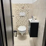 아파트 Sunsuite *